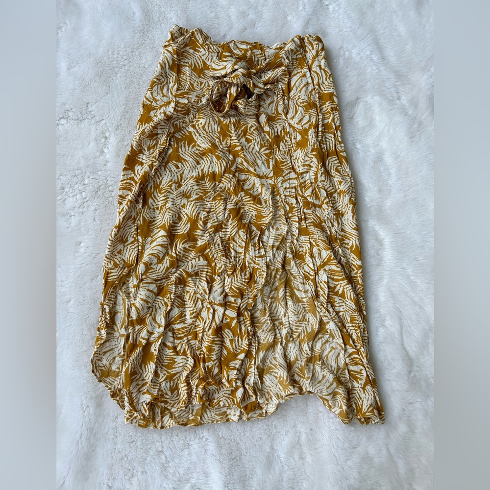 Lulu's Mustard and White Leaf Print Midi Skirt